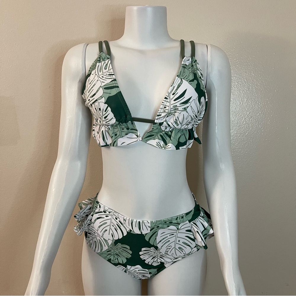 White green swimwear leaf print top and bikini two piece set with ruffle details